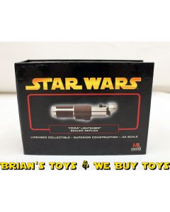 Star Wars Master Replicas Yoda (ROTS) .45 Scale Lightsaber