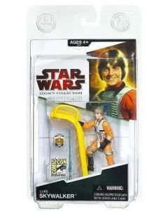 Star Wars 2009 Legacy Collection Exclusive Carded 3.75" Luke Skywalker (X-Wing) Action Figure