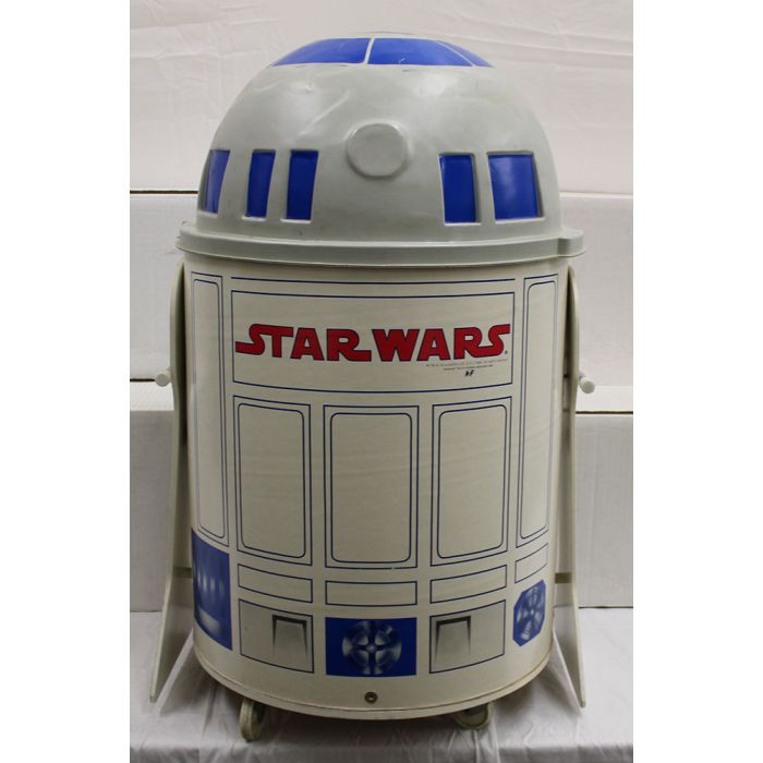 R2d2 toy box 2025