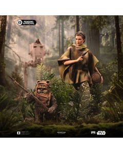 Iron Studios 1:10 Scale Leia and Wicket Statue