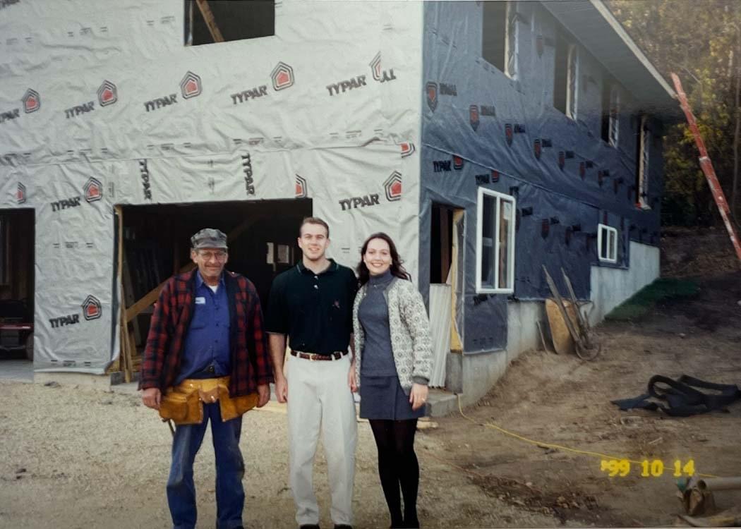 Brian's Toys moves out of the house to a new office warehouse under construction.  Builder Dave Grossell, Brian, and Carina